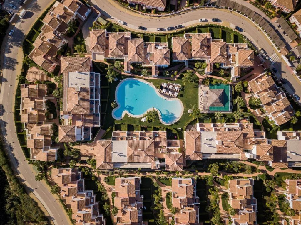 Apartamento 2 Bed Ground Floor In Cortijo Del Mar Estepona