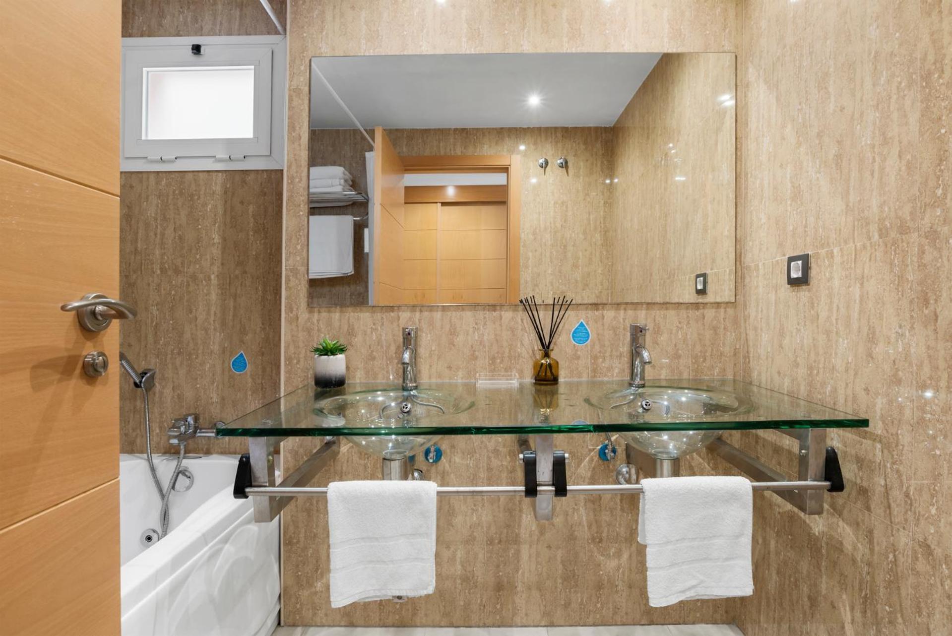2 Bed Ground Floor In Cortijo Del Mar Apartamento *